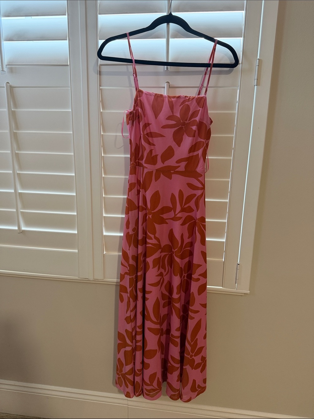 Vici Pink Maxi Dress with Rust Leaf Motif